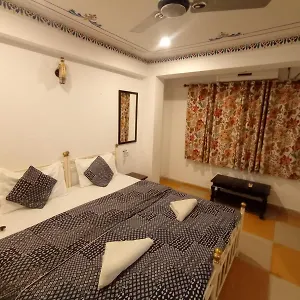 Little Peepal House Hotel Udaipur