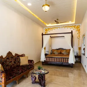 Natural View Hotel Udaipur