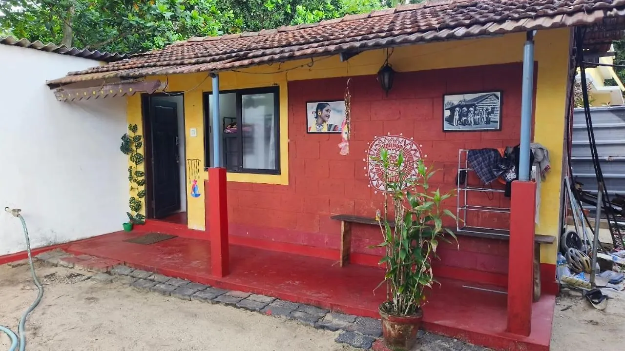 Funky Art Beach House Alappuzha Frühstückspension